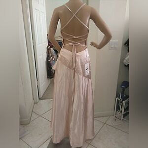 NWT GORGEOUS SATIN DRESS/GOWN BY MU XIANG CHEN Elegant Asymmetrical SZ. 4